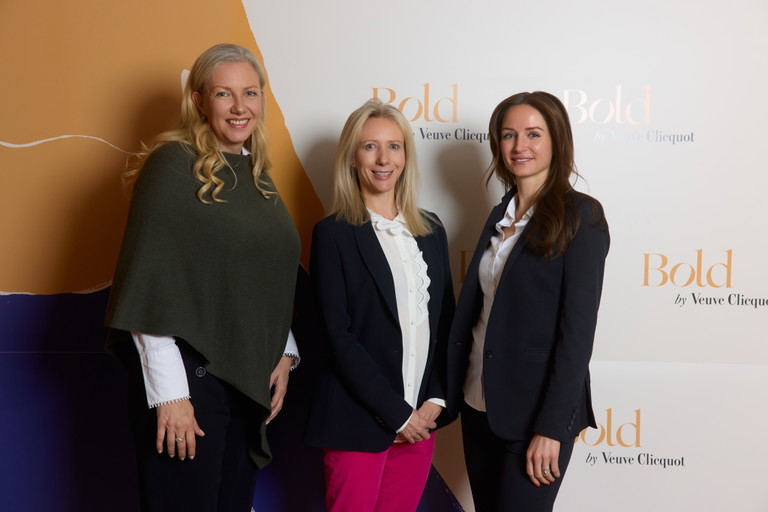 Von links: Dr. Mara Catherine Harvey, Evelyne Pflugi und Isabel Bischof.