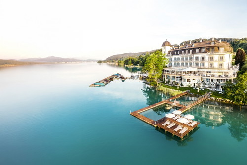 Das »Schloss Seefels« am Wörthersee.