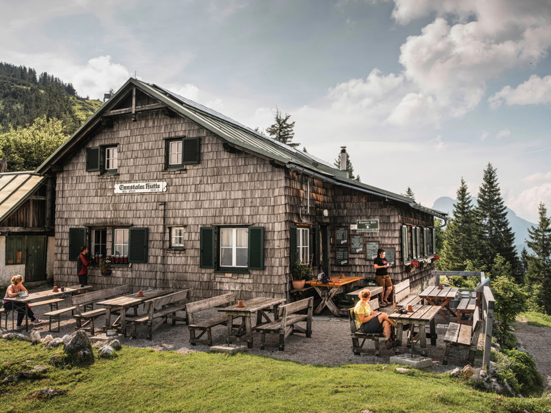 Die »Ennstaler Hütte« in der Steiermark wurde 1885 erbaut und ist damit die älteste Schutzhütte im Gesäuse.