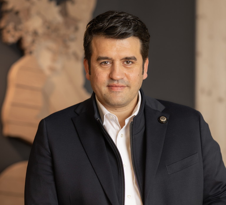 Stefano Gava, Direttore Generale