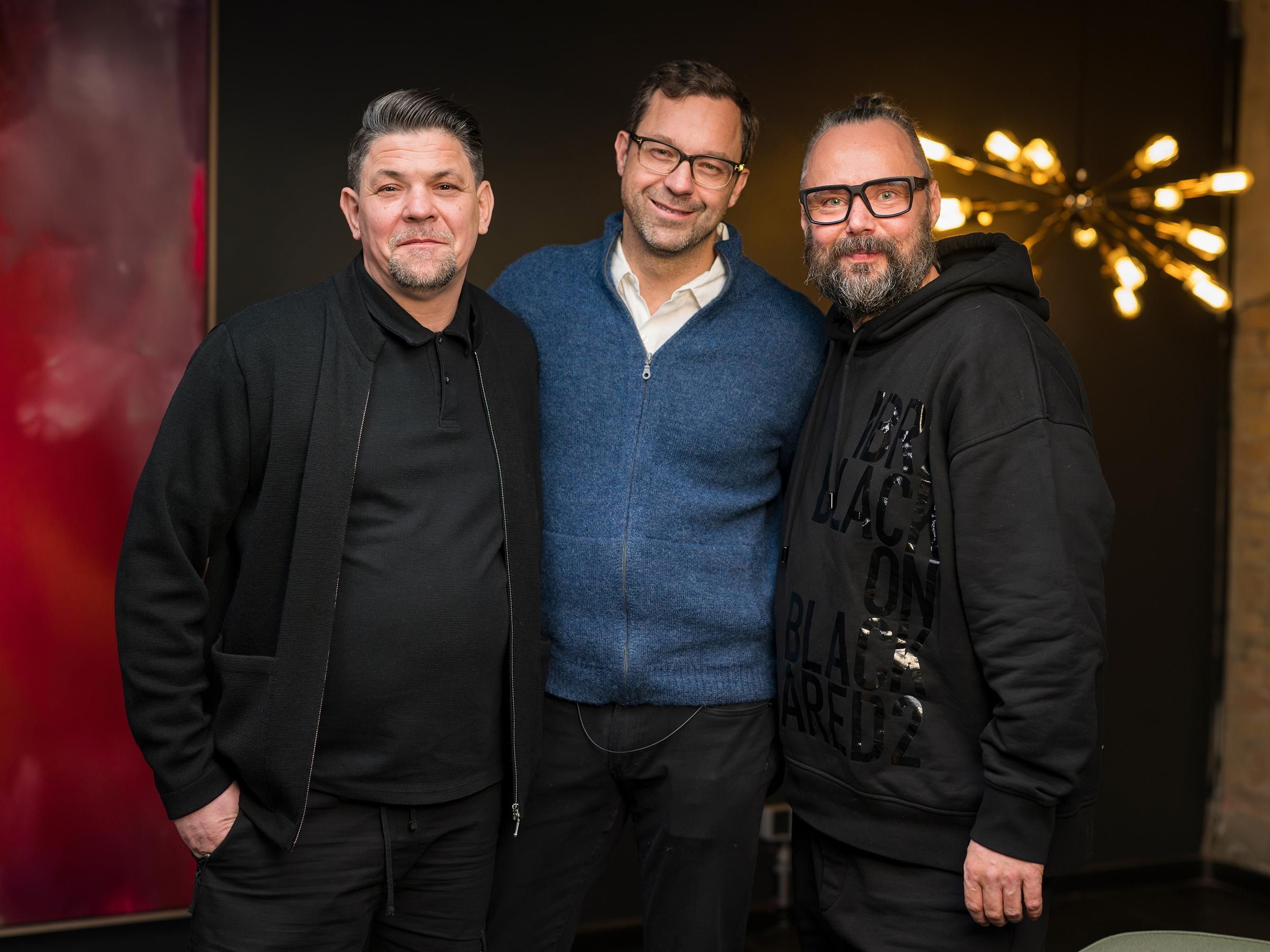 Tim Mälzer mit Edi Frauneder und Mario Lohninger.