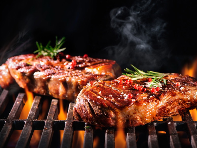 Grillen wie ein Profi? Die Basis liefern bereits Herkunft und Cut des Steaks.