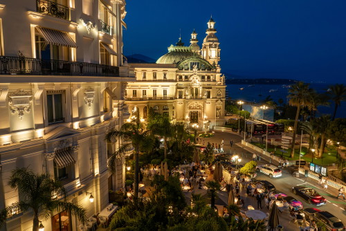 Das »Em Sherif« befindet sich im »Hôtel de Paris Monte-Carlo«. 