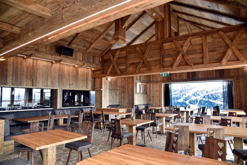 In der »Gamskogelhütte« werden kulinarische Klassiker mit regionalen Zutaten modern interpretiert. 