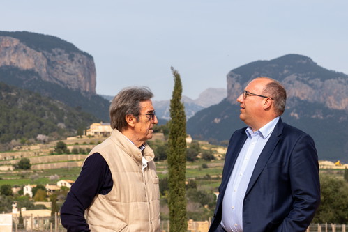 Riccardo Cotarella e George Dunbar (direttore responsabile della cantina)