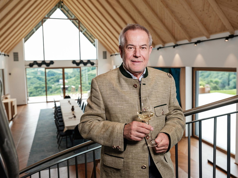 Warum Siegfried Wolf sein Traumweingut in der Südsteiermark verwirklichte, erzählt er im Gespräch mit Wein-Chefredakteur Peter Moser.