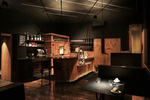 Das »Pramerl &amp; the Wolf« ist angenehm ungezwungen. Bei der Einrichtung wird auf jeglichen Schnickschnack verzichtet, passend zum Casual Fine Dining.