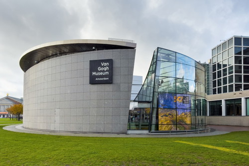 Wie beliebt Vincent van Gogh bis heute ist, zeigt sich daran, dass das dem Spätimpressionisten gewidmete Museum als die meistbesuchte Attraktion der Niederlande gilt.  