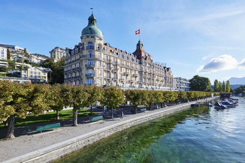 Das «Mandarin Oriental Palace» liegt direkt am Vierwaldstättersee.