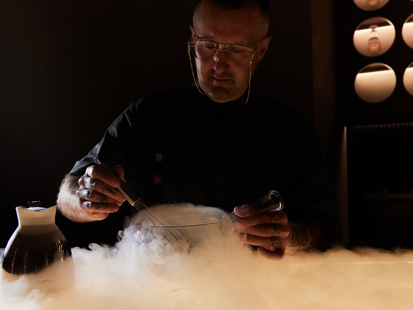 Im neuen »Kyara« von Alex Kratena und Monica Berg dreht sich alles um die Kombination aus Duft-Akkorden, Aromen und Drinks.