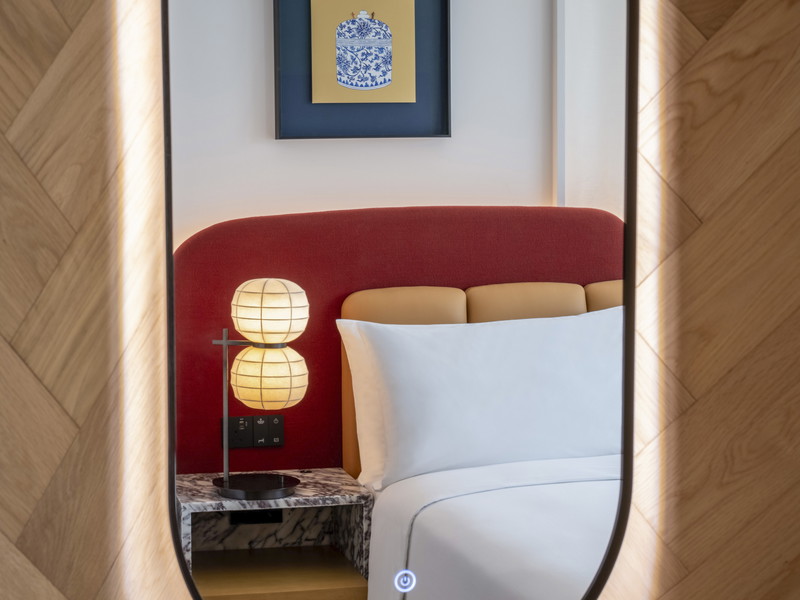 The design of the "Mondrian" is elegant and cozy at the same time.  