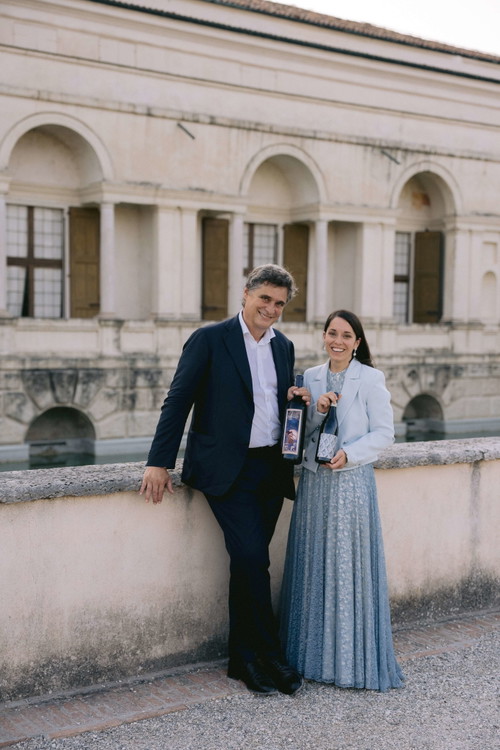 Caterina Sofia Mastella Allegrini, Vicepresidente del Gruppo Marilisa Allegrini e Direttrice Marketing &amp; Comunicazione di Villa Della Torre assieme a Stefano Baia Curioni, Direttore di Palazzo Te