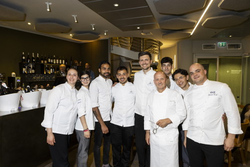 La brigata di cucina al completo