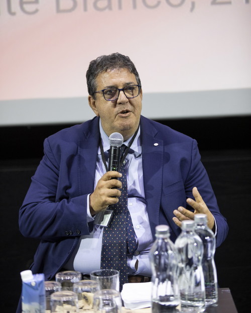 Il moderatore, Luciano Pignataro