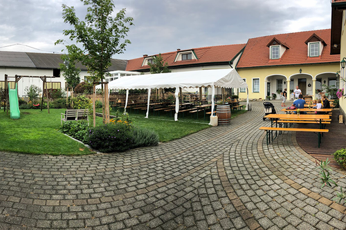 Weingut Pluschkovits