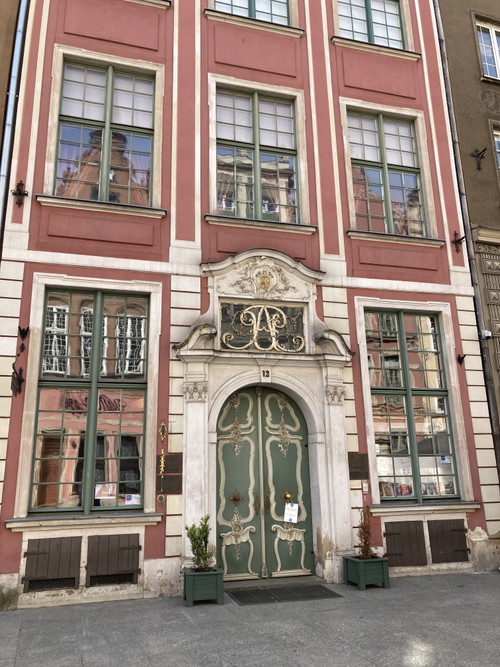 Uphagen House