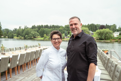 Gastgeber der Waldviertler TischKultur Veranstaltung am Wasser: Stefan Ho und Petra Zlabinger.