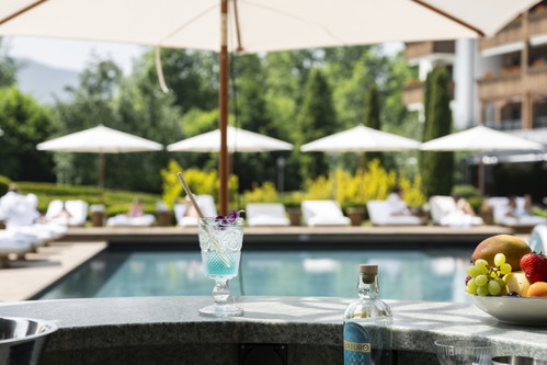 Die neue Poolbar.