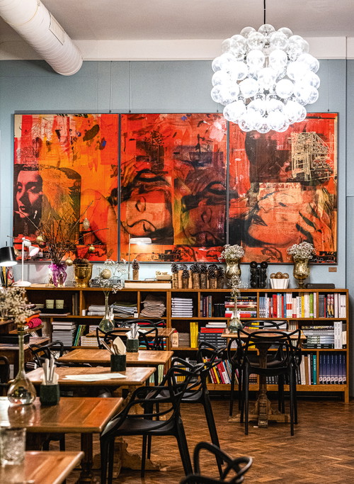 A designer deli and bistro, Marco Simonis serves cosmopolitan fare with Viennese nonchalance – stylish, urbane, and delicious. 