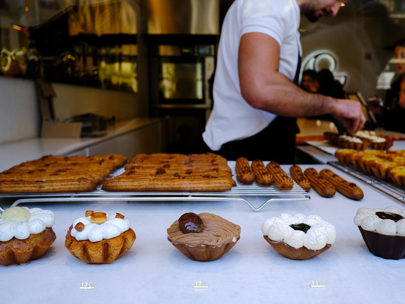 Französische Pâtisserie-Kunst bei Cédric Grolet in Paris.