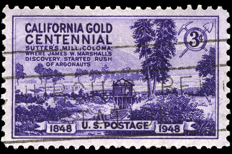 Eine Briefmarke aus dem Jahr 1848 erinnert an Sutter's Mill, den Ort, an dem James W. Marshall mit seinem Fund den kalifornischen Goldrausch auslöste.