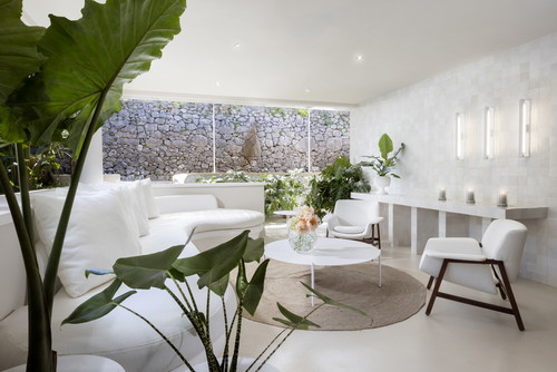 Capri Medical Spa, Lounge