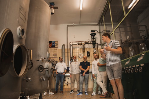 Jonas Klöckner, Master Blender der Birkenhof Brennerei, gewährte tiefe Einblicke in die Geheimnisse der Destillerie.
