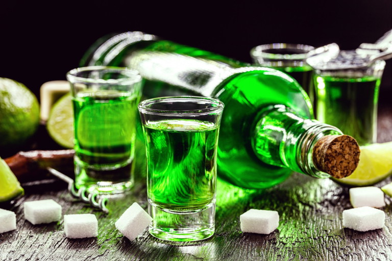 Die Schweiz war bis ins späte 19. Jahrhundert hinein für die Produktion von Absinth berühmt.