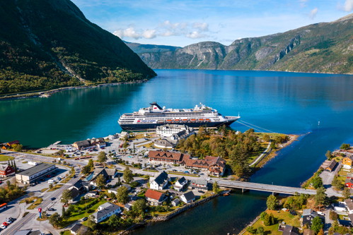 Die VASCO DA GAMA im Eidfjord.