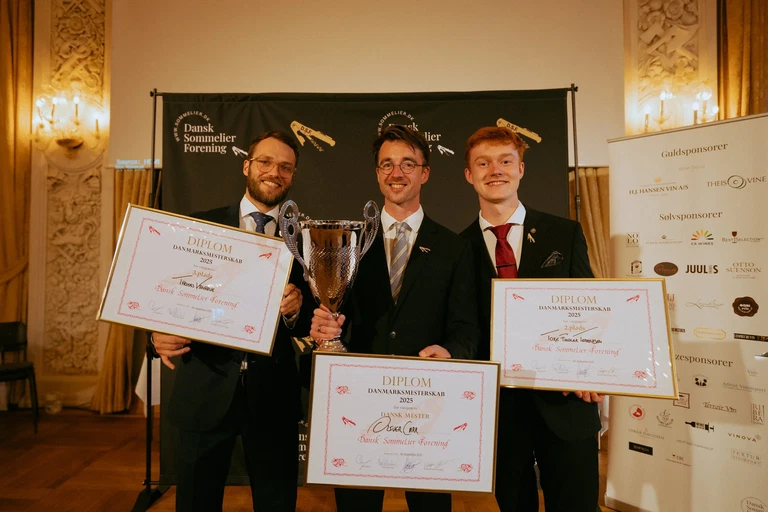 Congratulations to Oliver Carr on his win, and to Toke Fiedler Terkildsen and Thomas Vanhove on their podium placements.