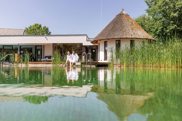 Auf 200 Hektar breitet sich das Natur-Resort »Vila Vita Pannonia« im Seewinkel aus. Vor der Haustüre: der Nationalpark Neusiedler See.