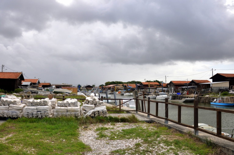 Arcachon ist ein beliebtes Ziel für Touristen und lokale Wochenendausflügler.