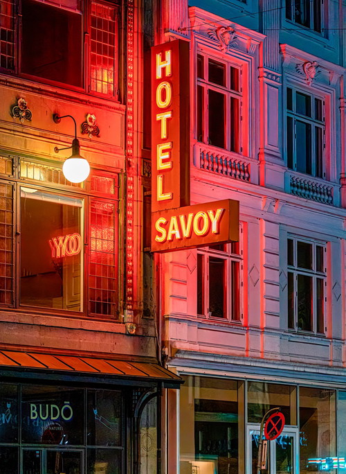 Das Gebäude im Jugendstil, in dem sich das »Hotel Savoy« befindet, stammt aus dem Jahr 1906.  