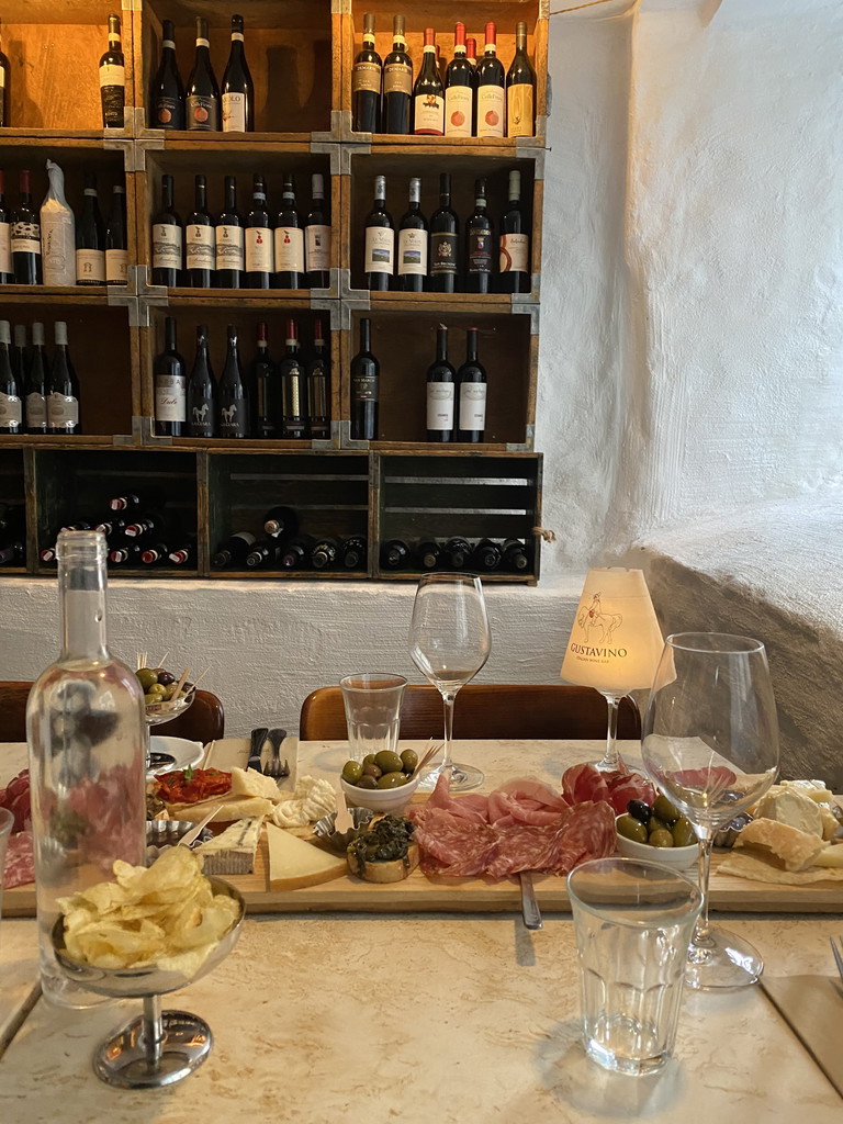Gustavino Wine Bar