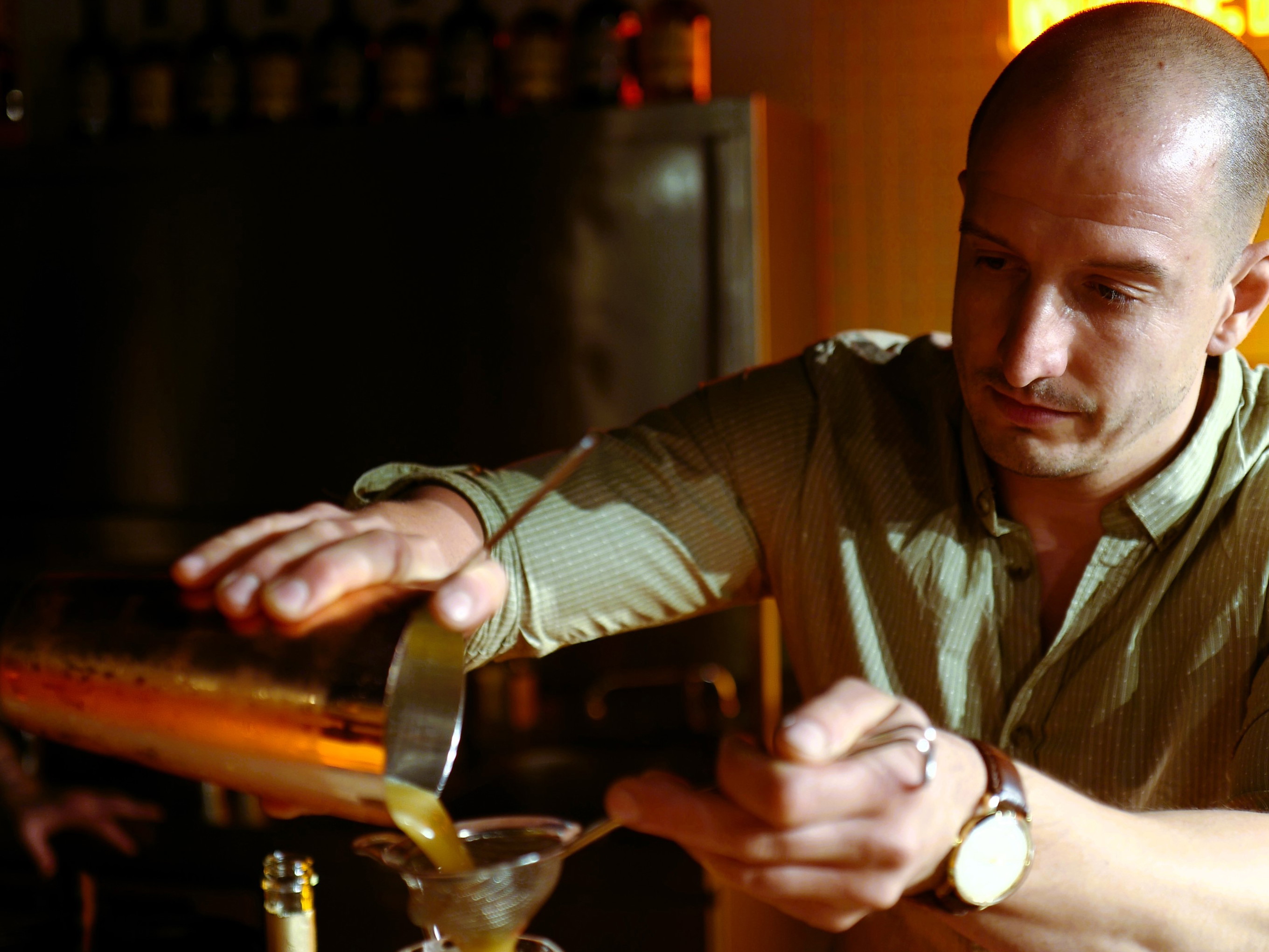Drinks als Metapher des Lebens – »Atti« Szelhoffer in seinem Element.