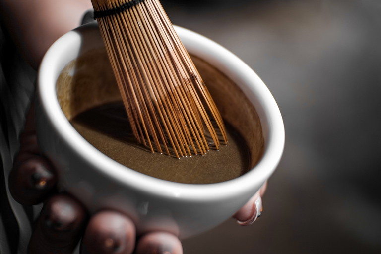 Hōjicha ist die sanfte Alternative zum kräftigen Matcha.