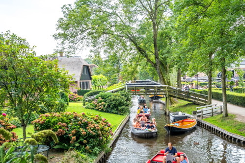 Giethoorn, das »Venedig des Nordens«, in Norwegen