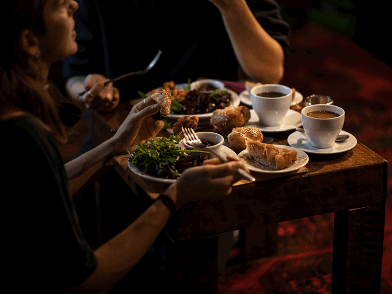Cheder Café in Józefa