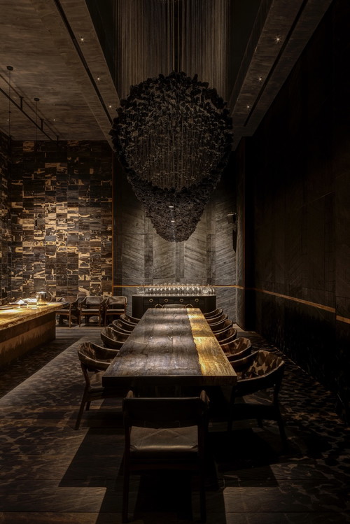 Das Barbecue-Restaurant »Burnt
Ends« serviert moderne australische
Grillküche mit feiner Weinbegleitung.