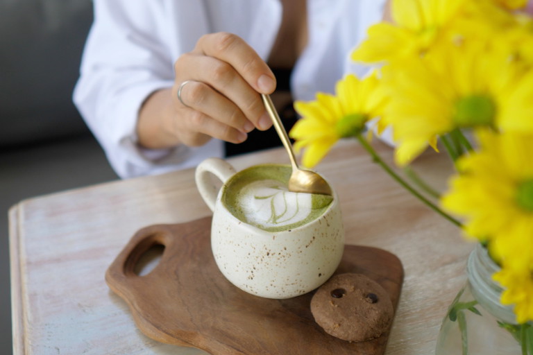 Eine feste Größe abseits der Kaffee-Welt? Der Matcha Latte.
