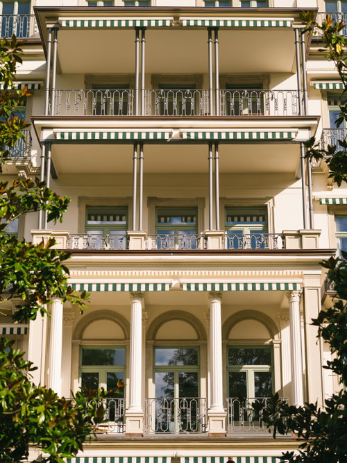 Die Fassade des Grandhotels in Baden-Baden.