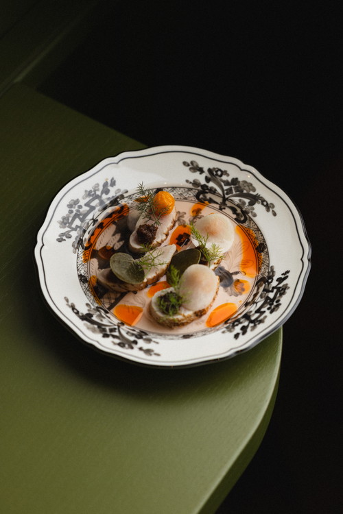 Kingfisch-Quitten-Ceviche mit Kohlrabi