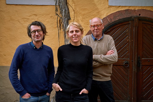 Sekterzeugerin des Jahres 2026: Carolin Bergdolt (mittig)
