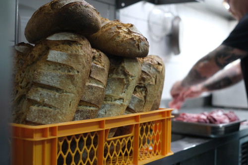 Das Sauerteigbrot kommt vom «Olympia» nebenan.
