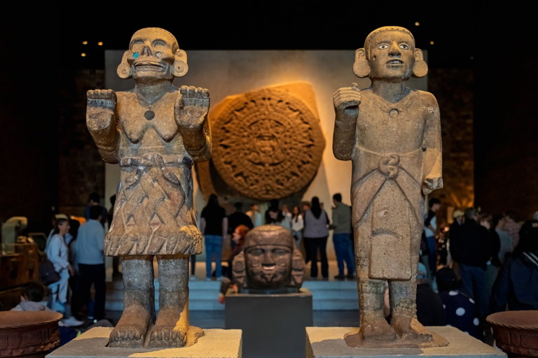 Skulpturen im Nationalen Museum für Anthropologie