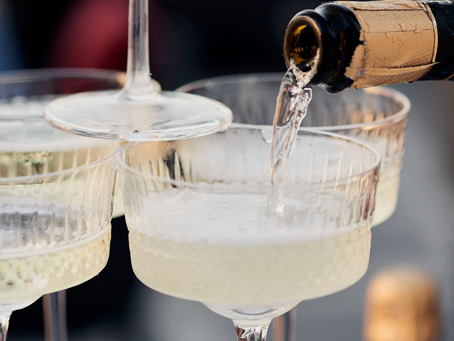 Champagner– Ikone der Feierkultur und Sinnbild prickelnder Inszenierung.