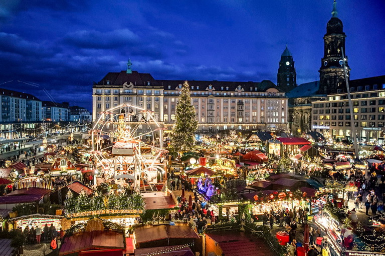 Der Dresdner Striezelmarkt