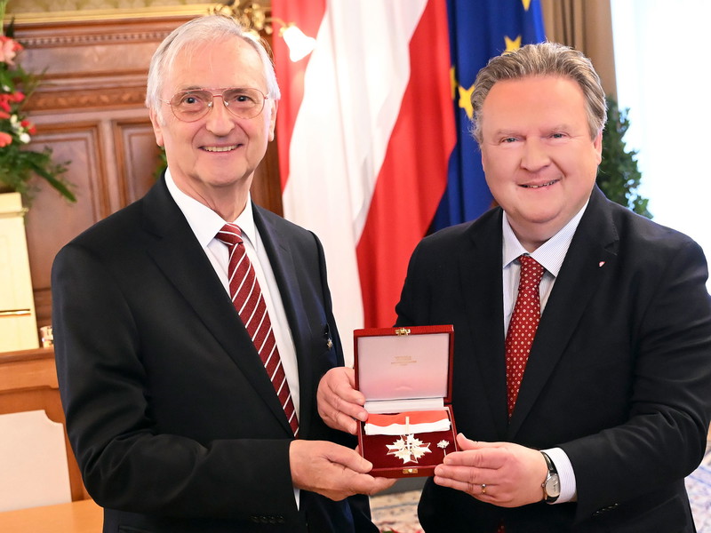 Karl Kolarik (li.) und Michael Ludwig (SPÖ, re.)