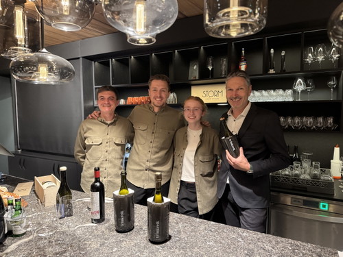 Das »Sandhof«-Weinbar-Team