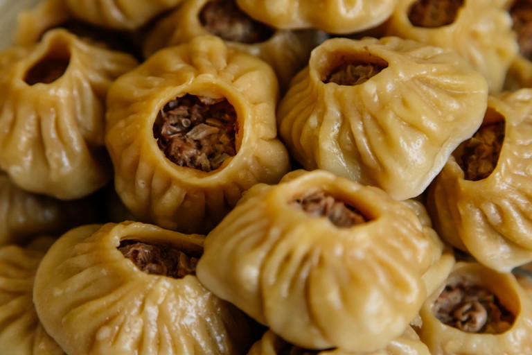 Buuz stammen ursprünglich aus der Mongolei und sind heute fester Bestandteil der Esskultur Jakutsks.